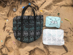 Surfing Wave Aloha Collection Zippered Black Tote Bag
